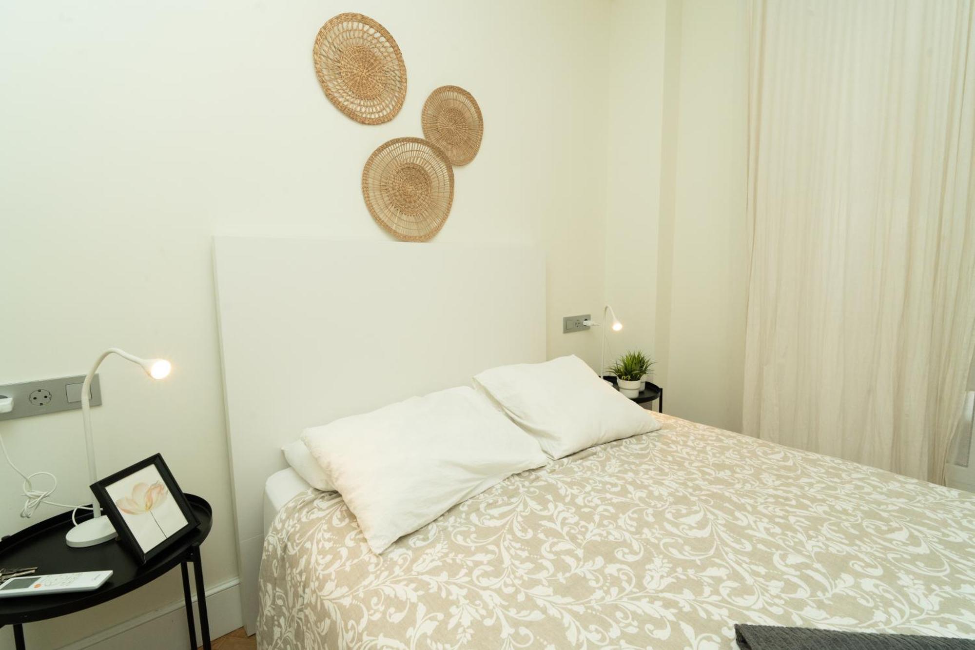 Gato Street, Private Rooms — Photos 2